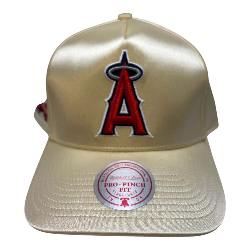 Mitchell & Ness Los Angeles Angels Cream Overspray Pro Pinch Snapback Hat